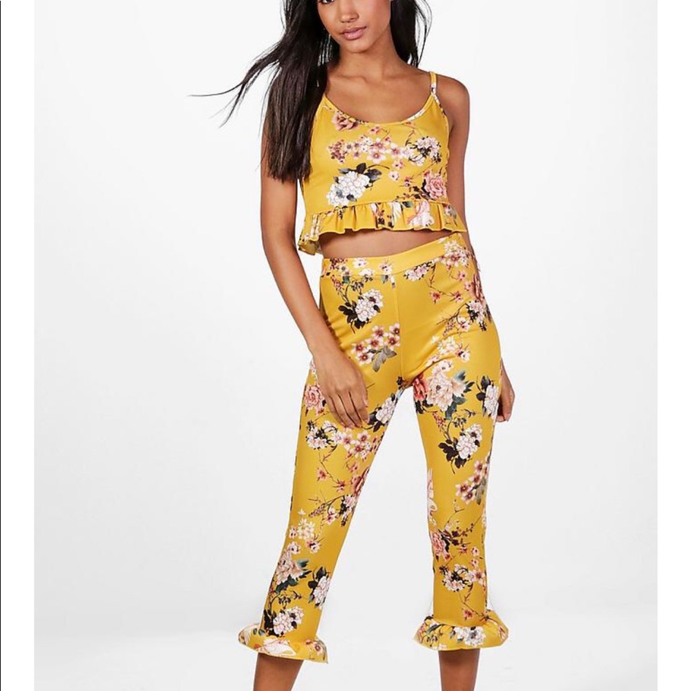 Never worn yellow two piece